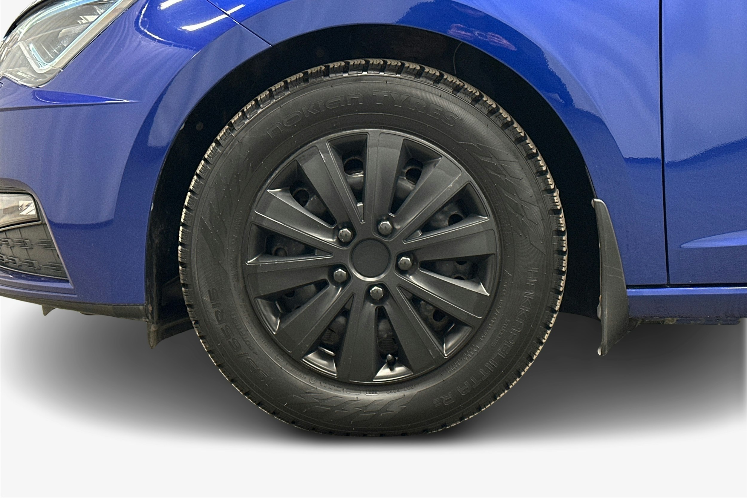 sininen SEAT Leon ST 2018 kuva 11.