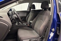 sininen SEAT Leon ST 2018 kuva 15.