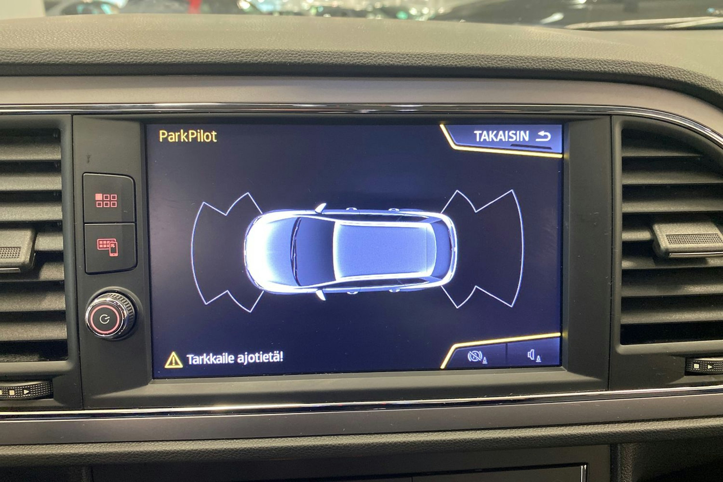 Valkoinen SEAT LEON ST 2018 kuva 20.