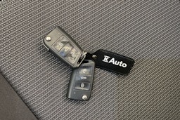 Valkoinen SEAT LEON ST 2018 kuva 27.