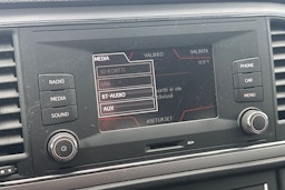 musta SEAT Leon ST 2018 kuva 15.