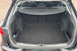 musta SEAT Leon ST 2018 kuva 18.