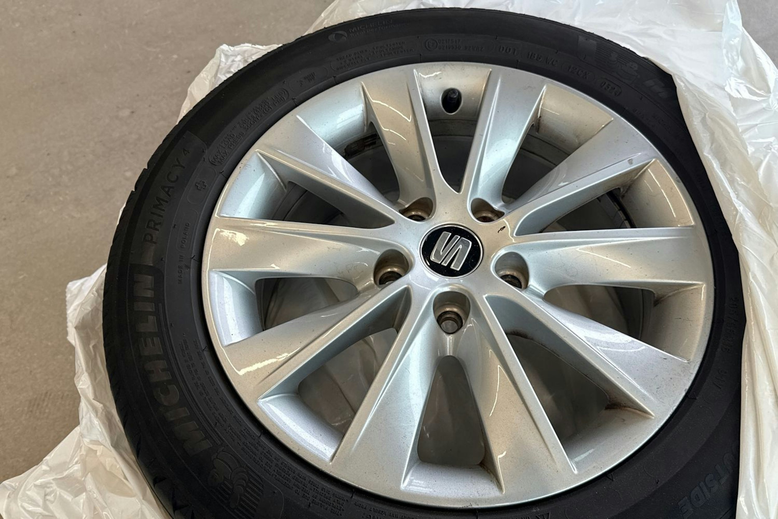 musta SEAT Leon ST 2018 kuva 22.