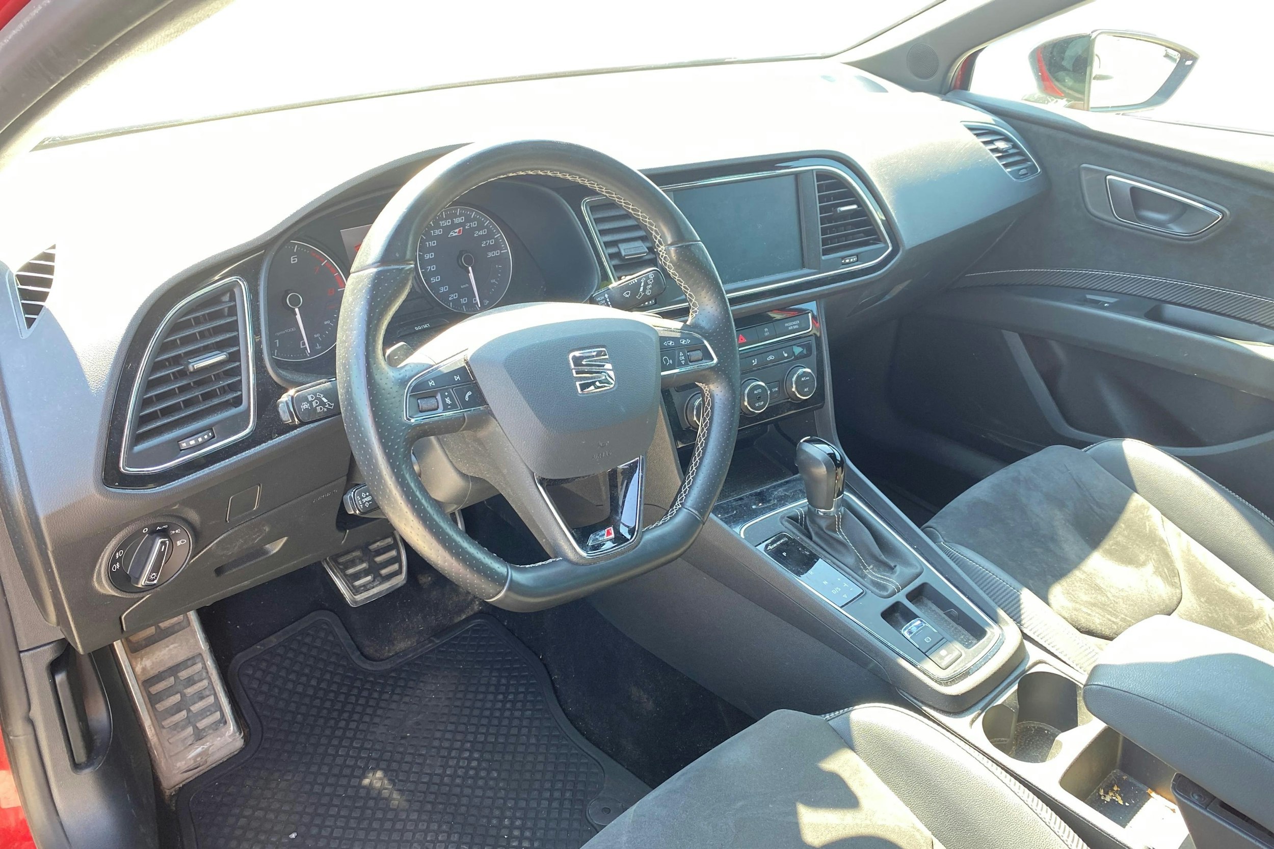 met. vihreä SEAT Leon ST 2018 kuva 3.