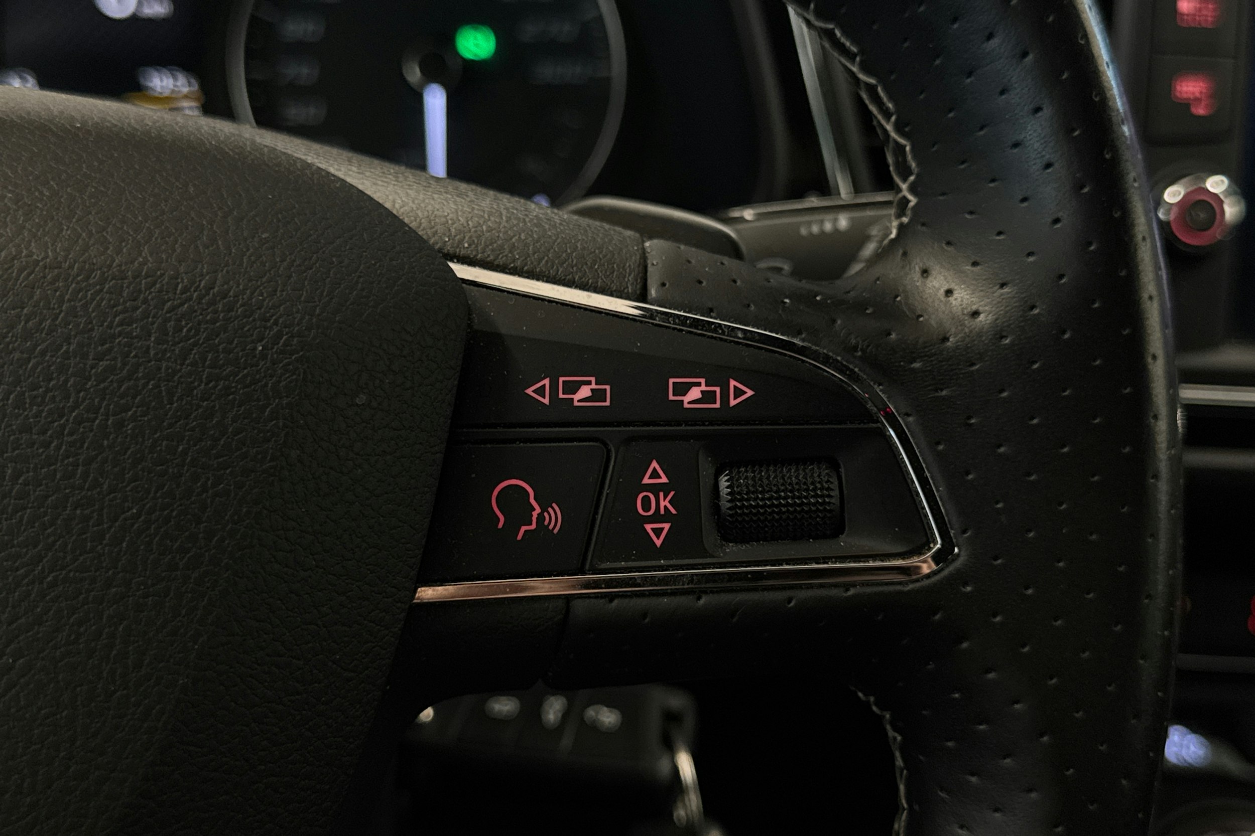 met. vihreä SEAT Leon ST 2018 kuva 21.