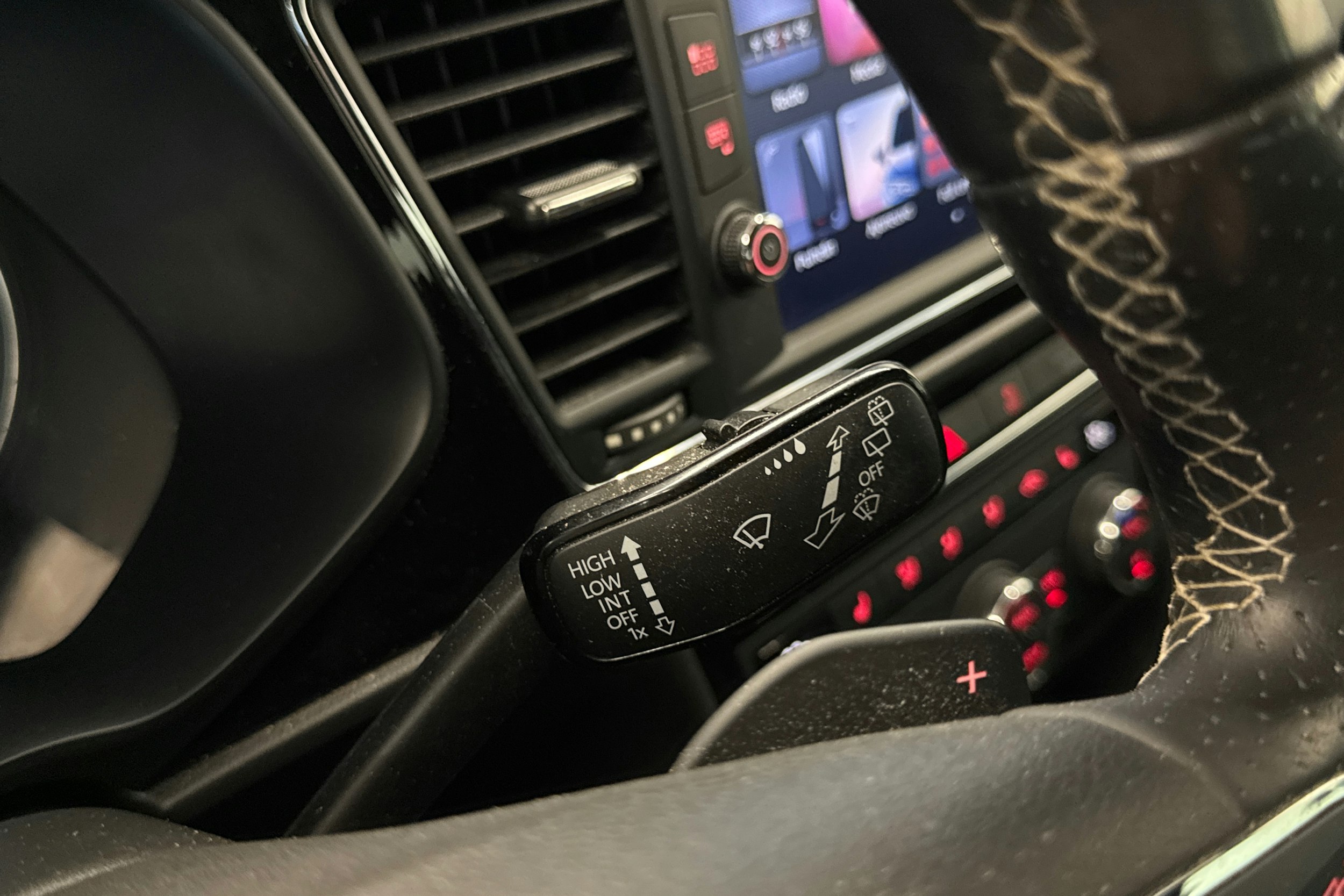 met. vihreä SEAT Leon ST 2018 kuva 23.