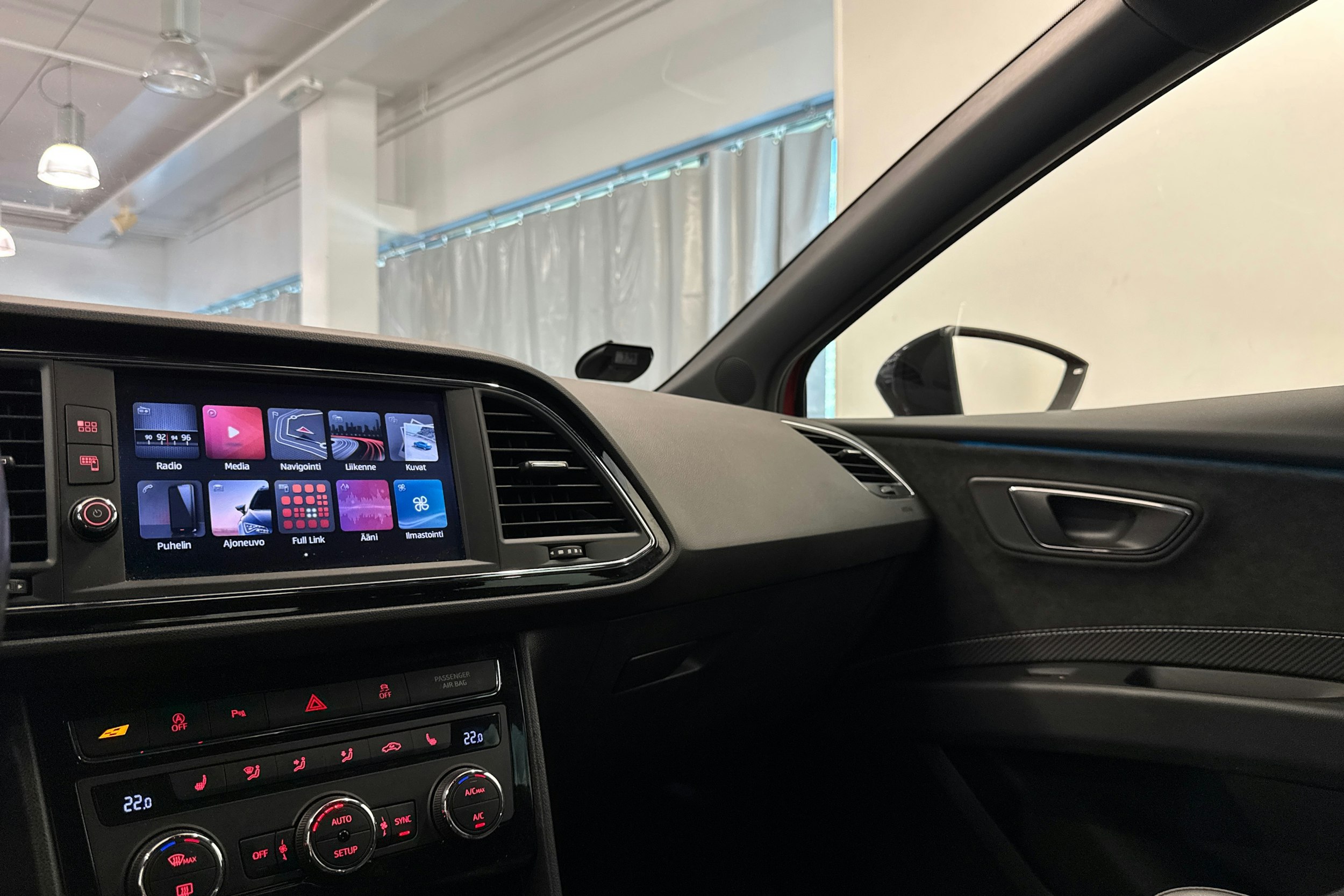 met. vihreä SEAT Leon ST 2018 kuva 30.
