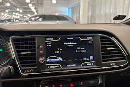 met. vihreä SEAT Leon ST 2018 kuva 33.