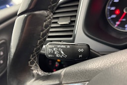 sininen SEAT Leon ST 2018 kuva 16.