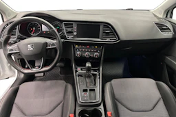 valkoinen SEAT Leon ST 2018 kuva 7.