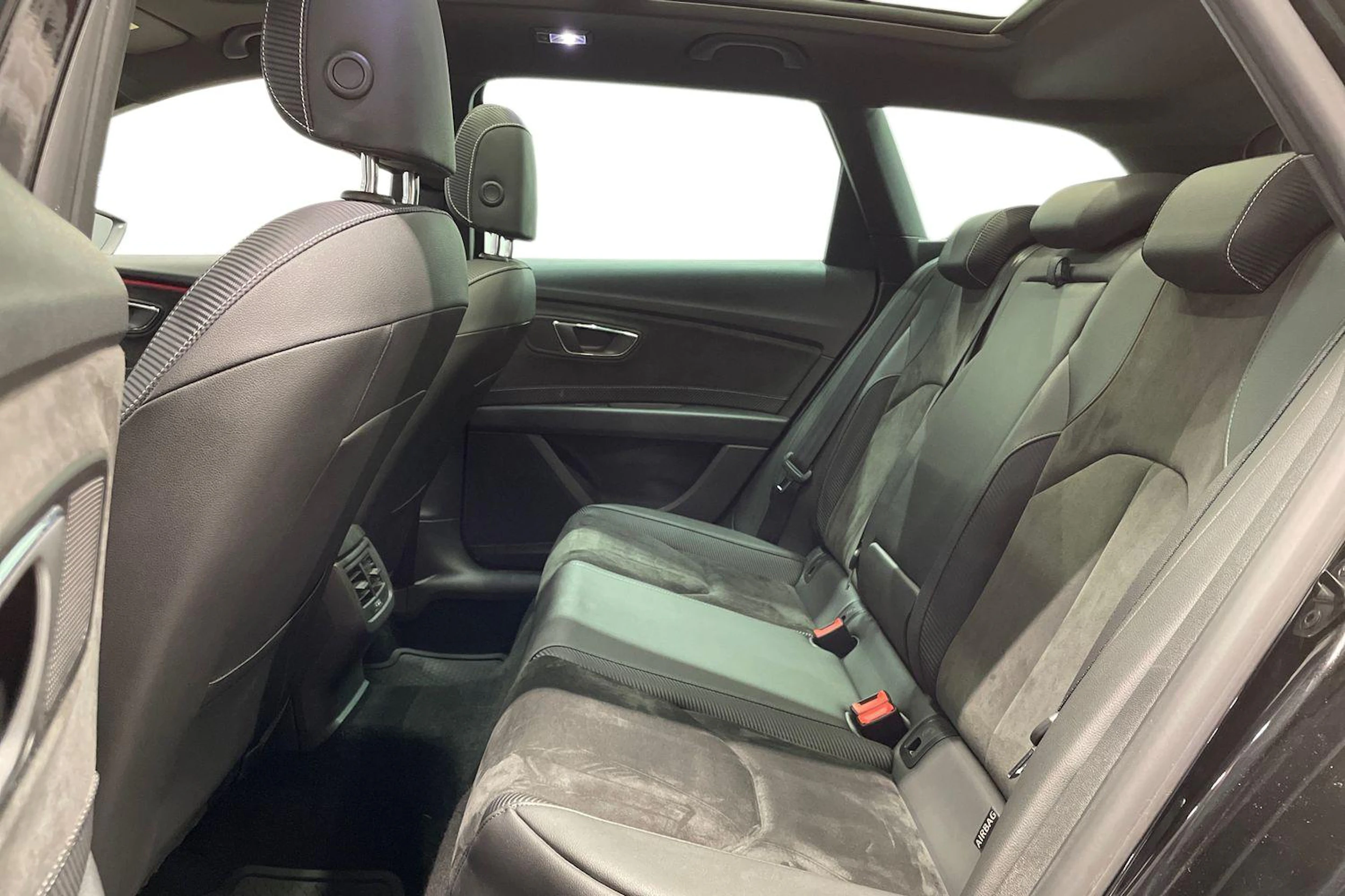 musta SEAT Leon ST 2018 kuva 8.