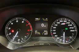 musta SEAT Leon ST 2018 kuva 13.