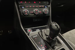 musta SEAT Leon ST 2018 kuva 18.