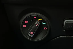 musta SEAT Leon ST 2018 kuva 19.