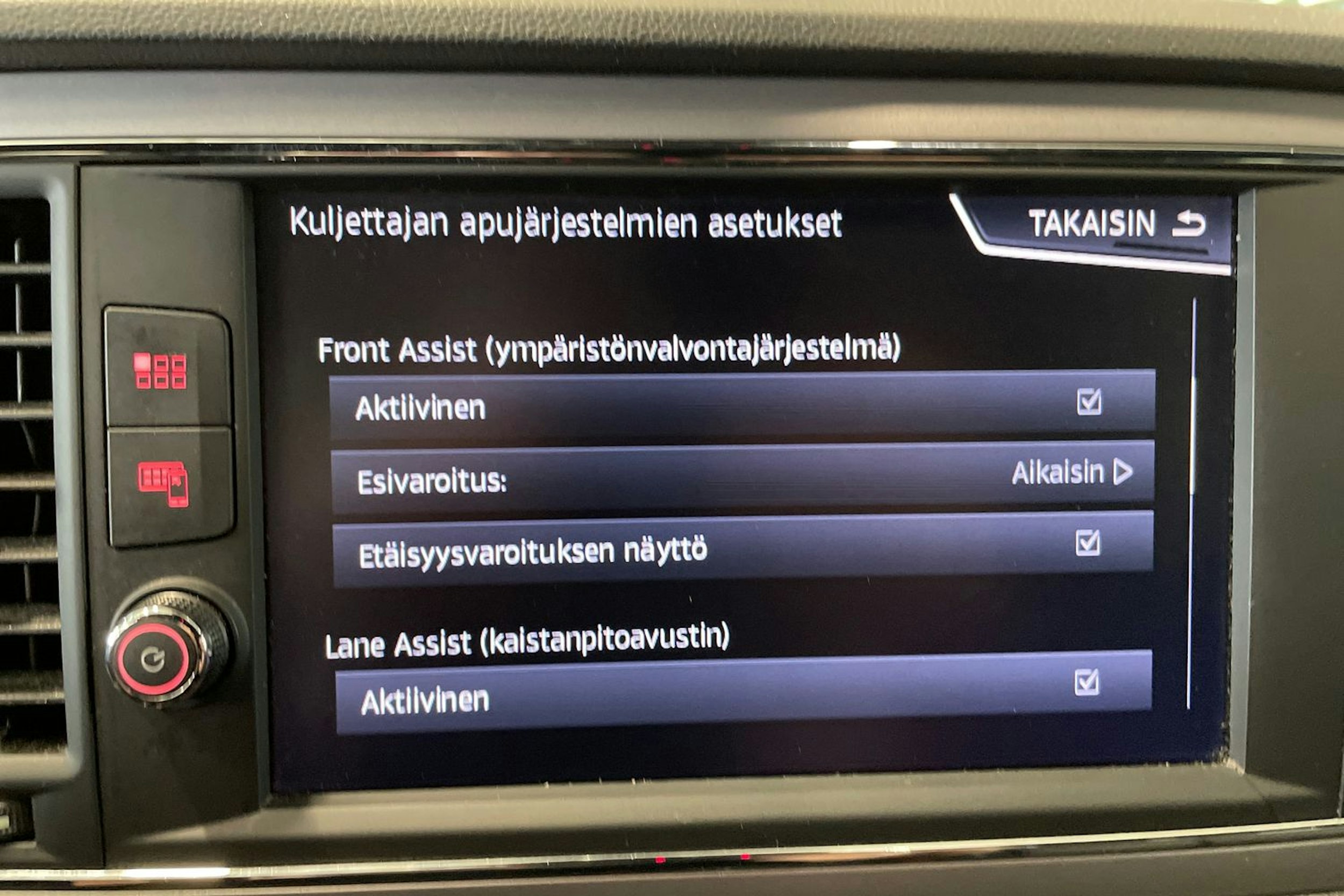 valkoinen SEAT Leon ST 2018 kuva 31.