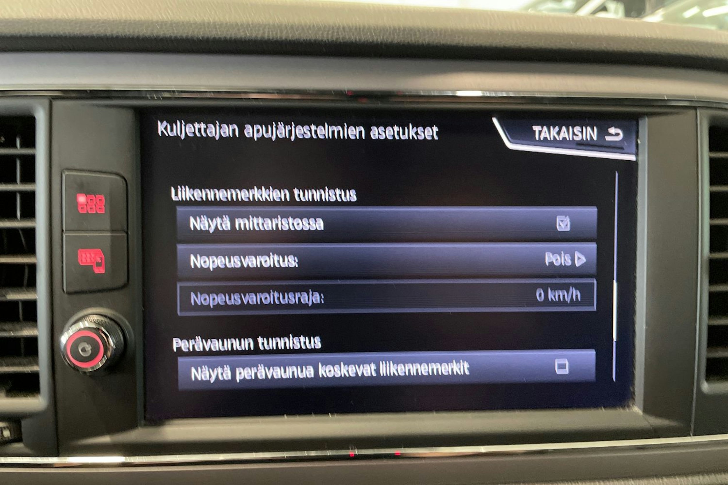 valkoinen SEAT Leon ST 2018 kuva 32.