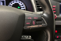 valkoinen SEAT Leon ST 2018 kuva 16.