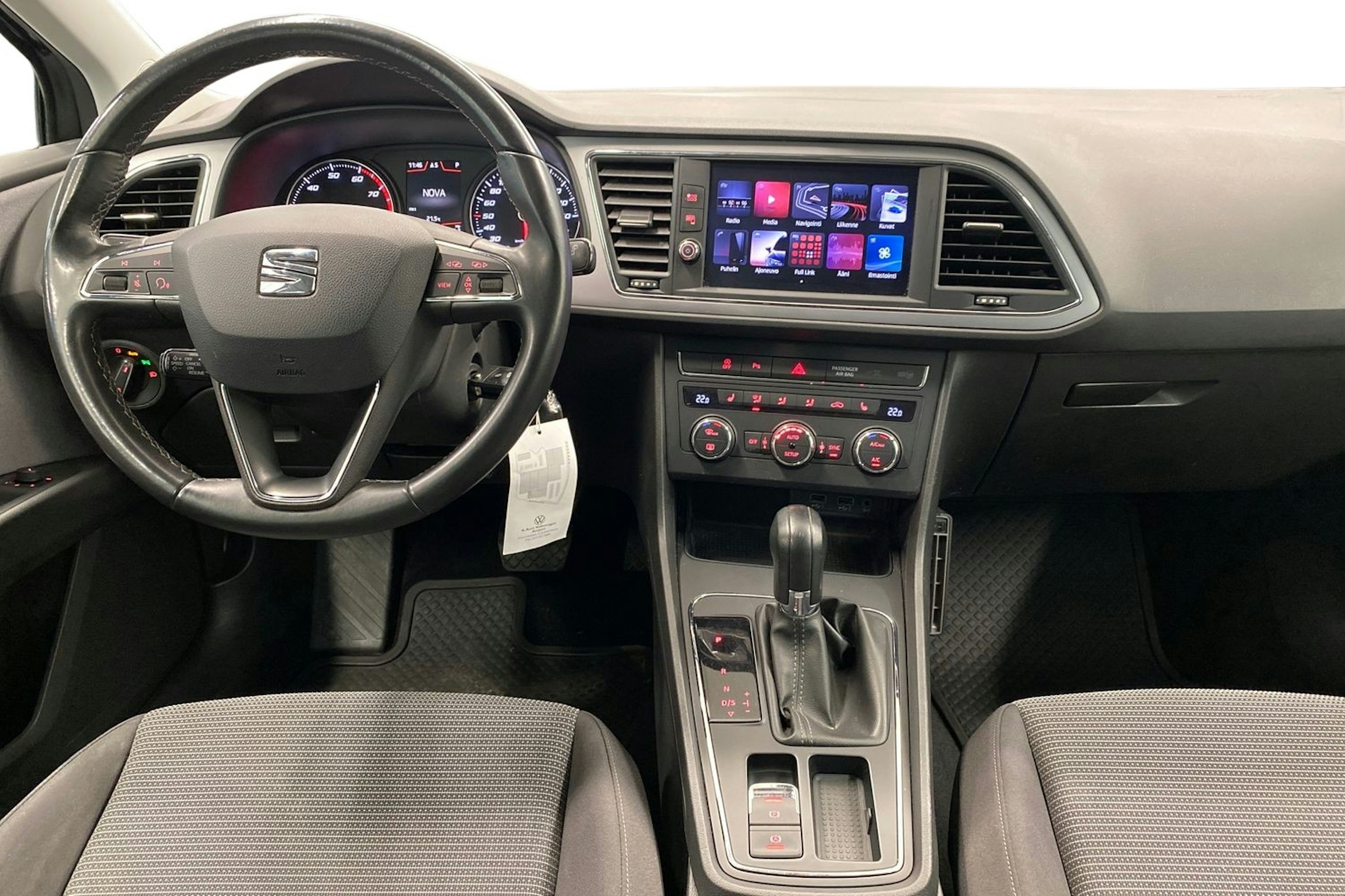 Musta SEAT LEON ST 2018 kuva 9.