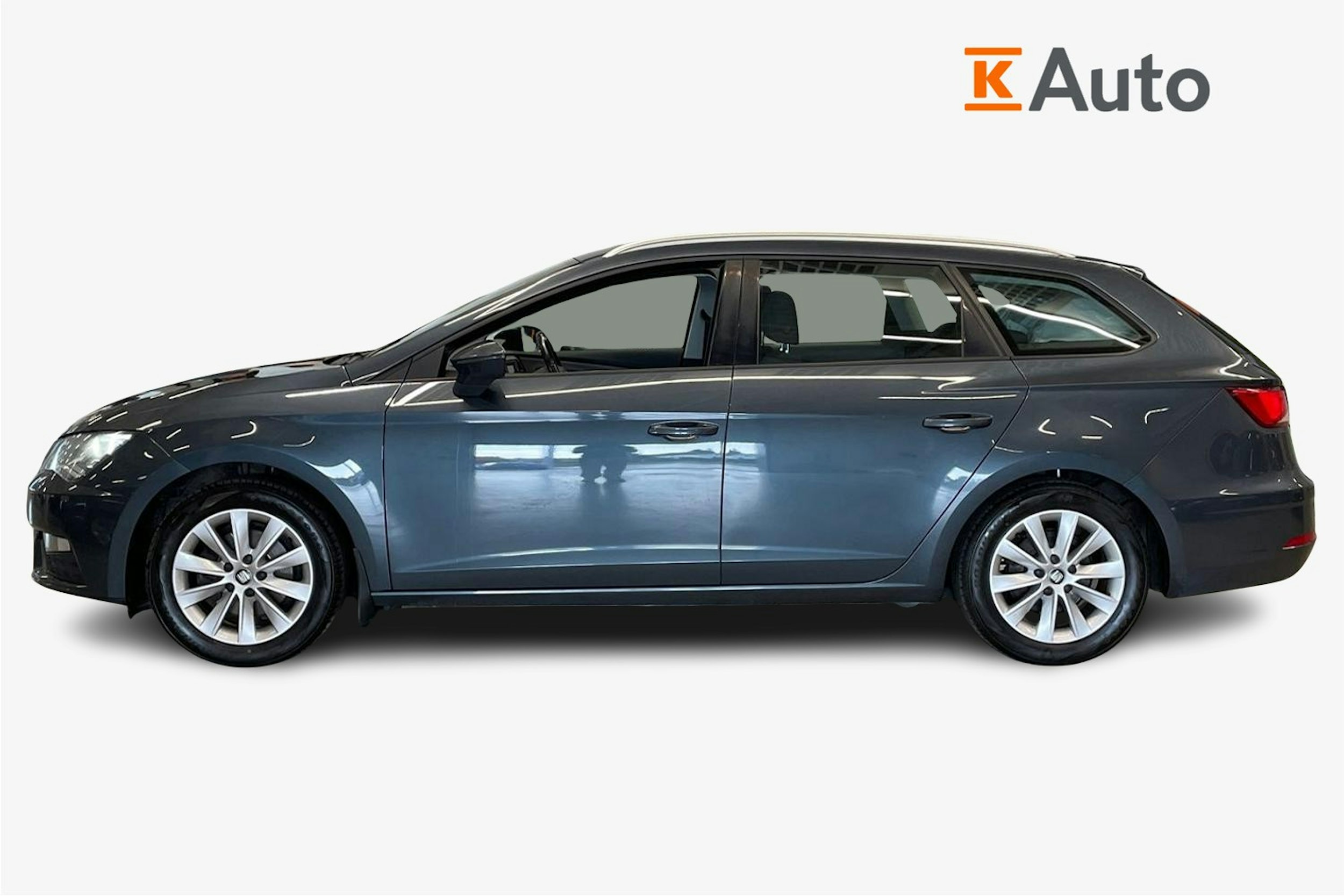 harmaa SEAT Leon ST 2019 kuva 6.