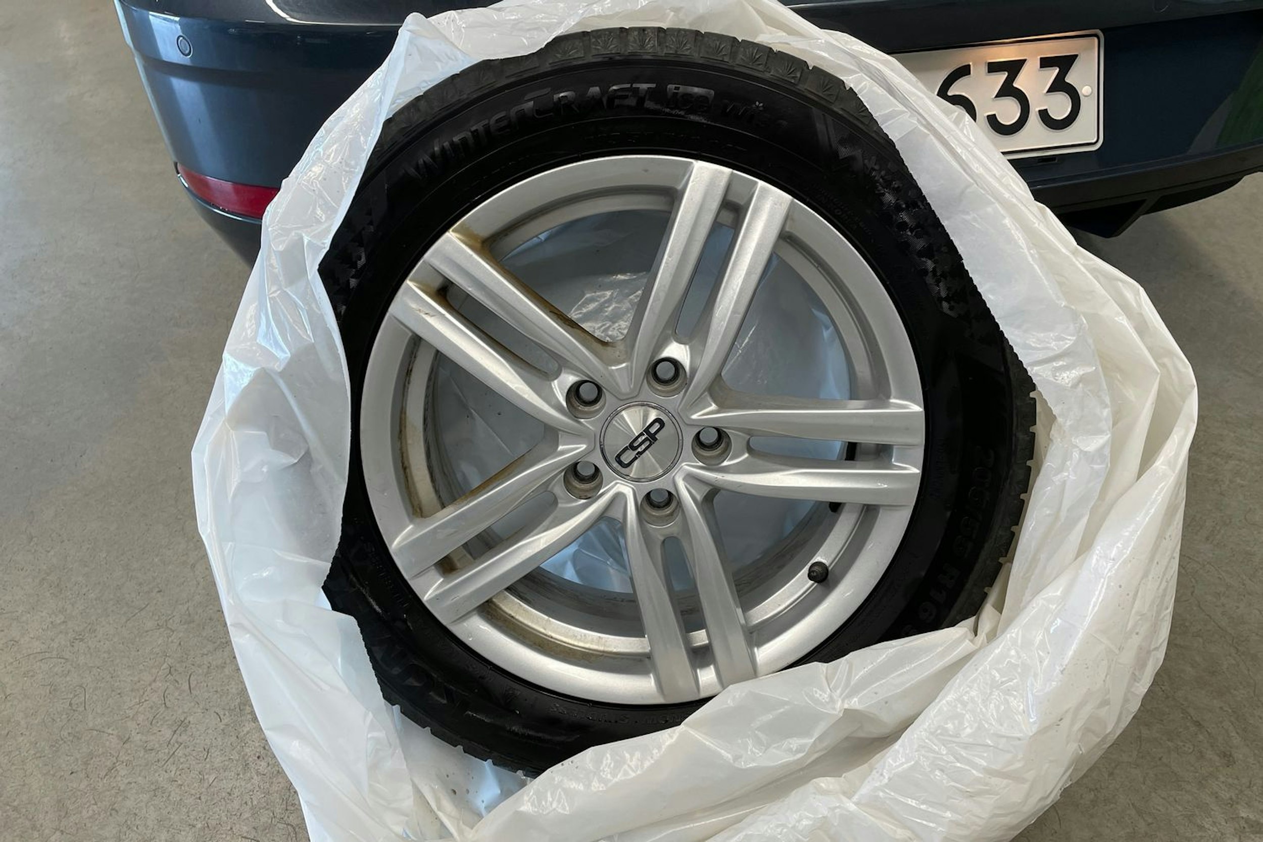 harmaa SEAT Leon ST 2019 kuva 15.