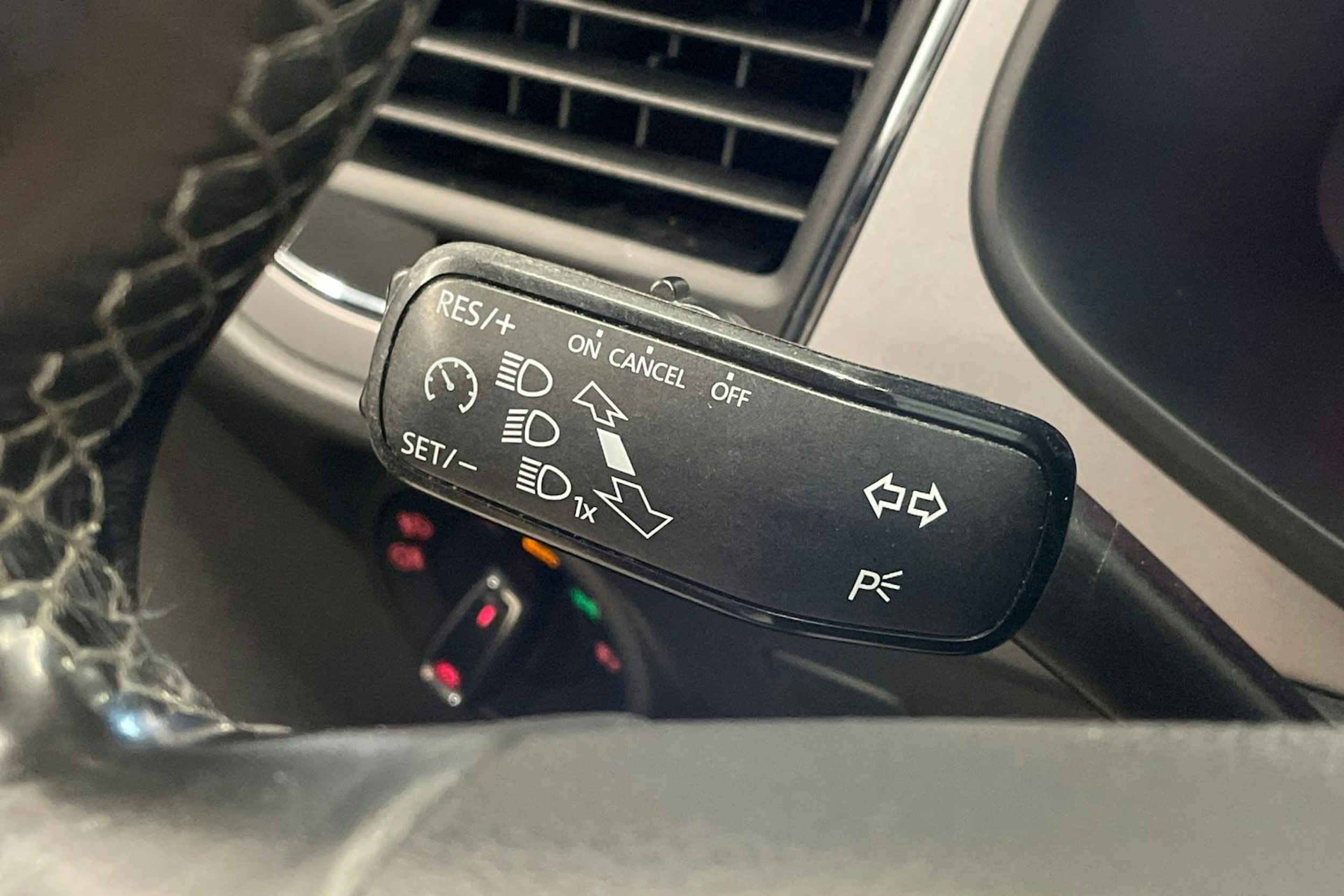 harmaa SEAT Leon ST 2019 kuva 22.