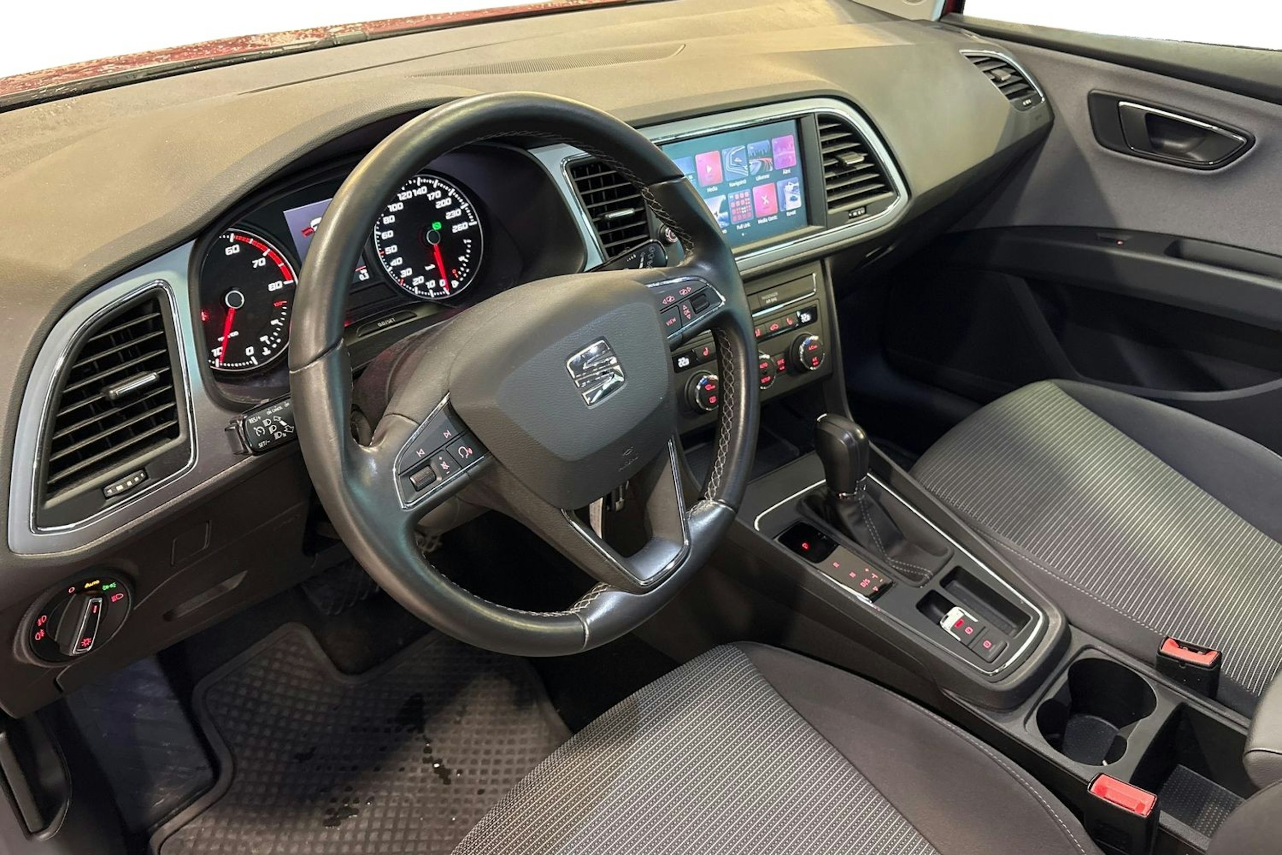 met. vihreä SEAT Leon ST 2019 kuva 3.