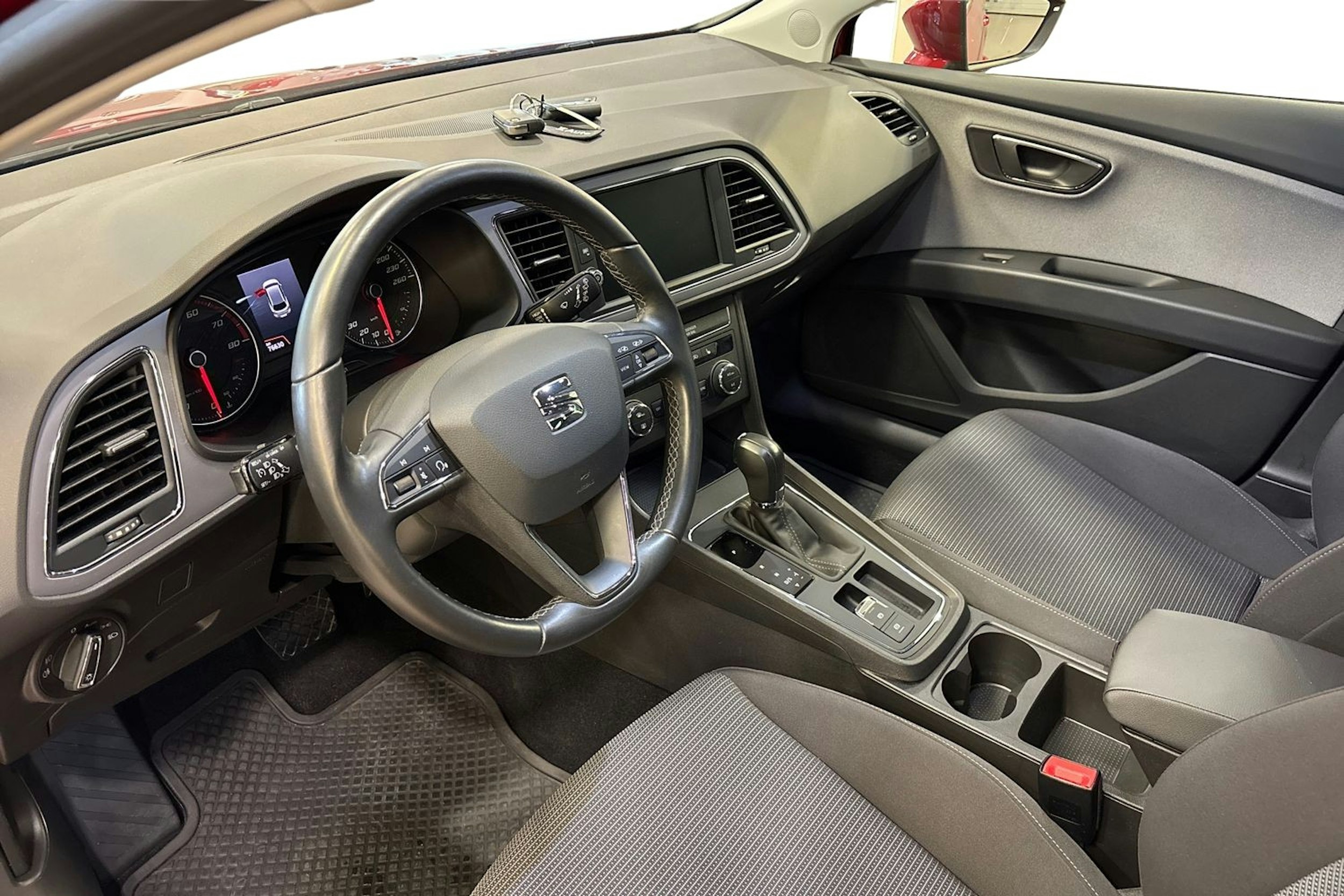 met. vihreä SEAT Leon ST 2019 kuva 7.