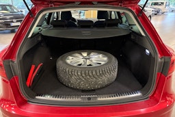 met. vihreä SEAT Leon ST 2019 kuva 18.