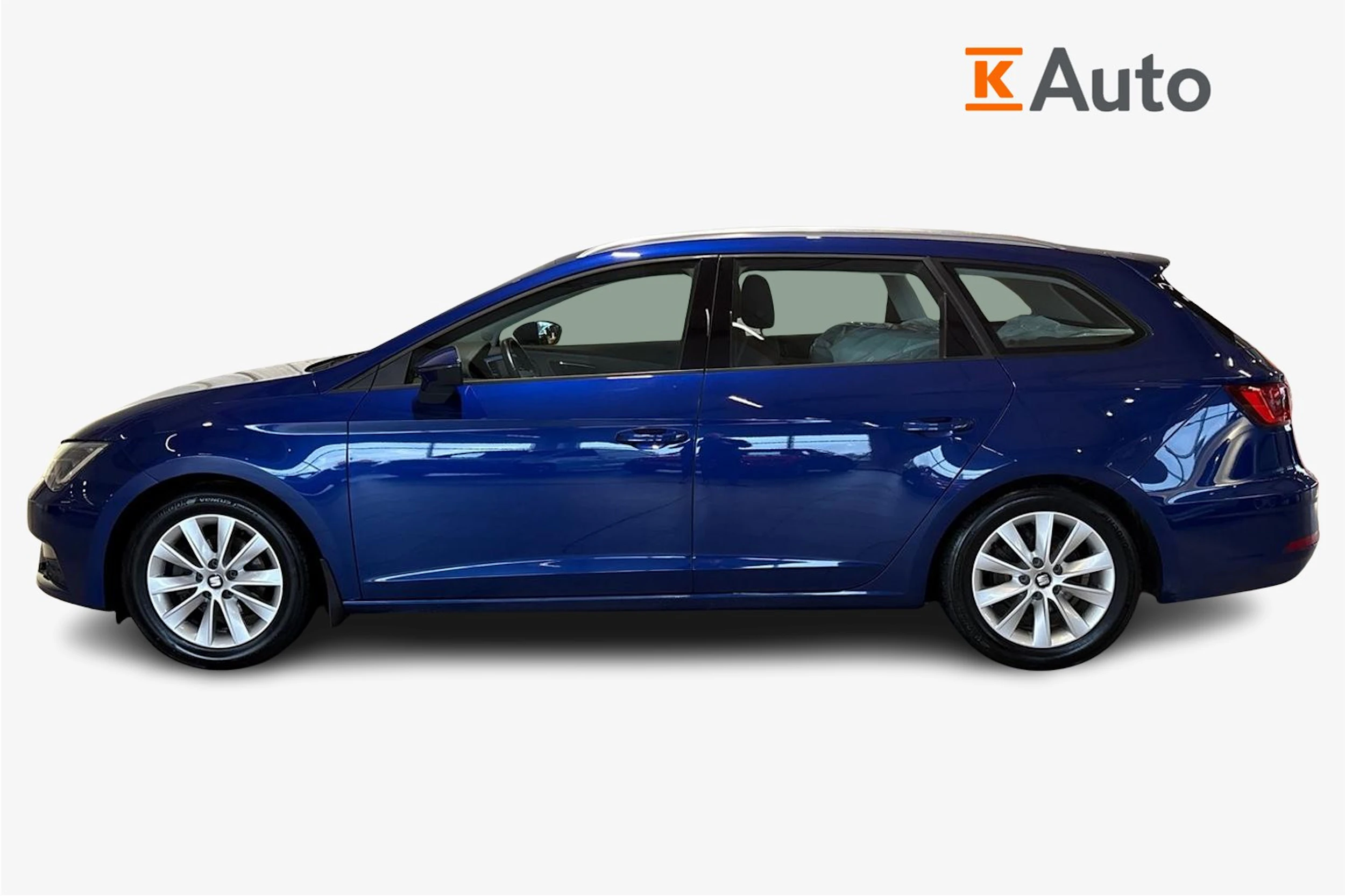 Sininen SEAT LEON ST 2019 kuva 5.