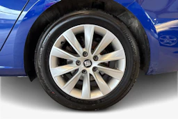 Sininen SEAT LEON ST 2019 kuva 9.