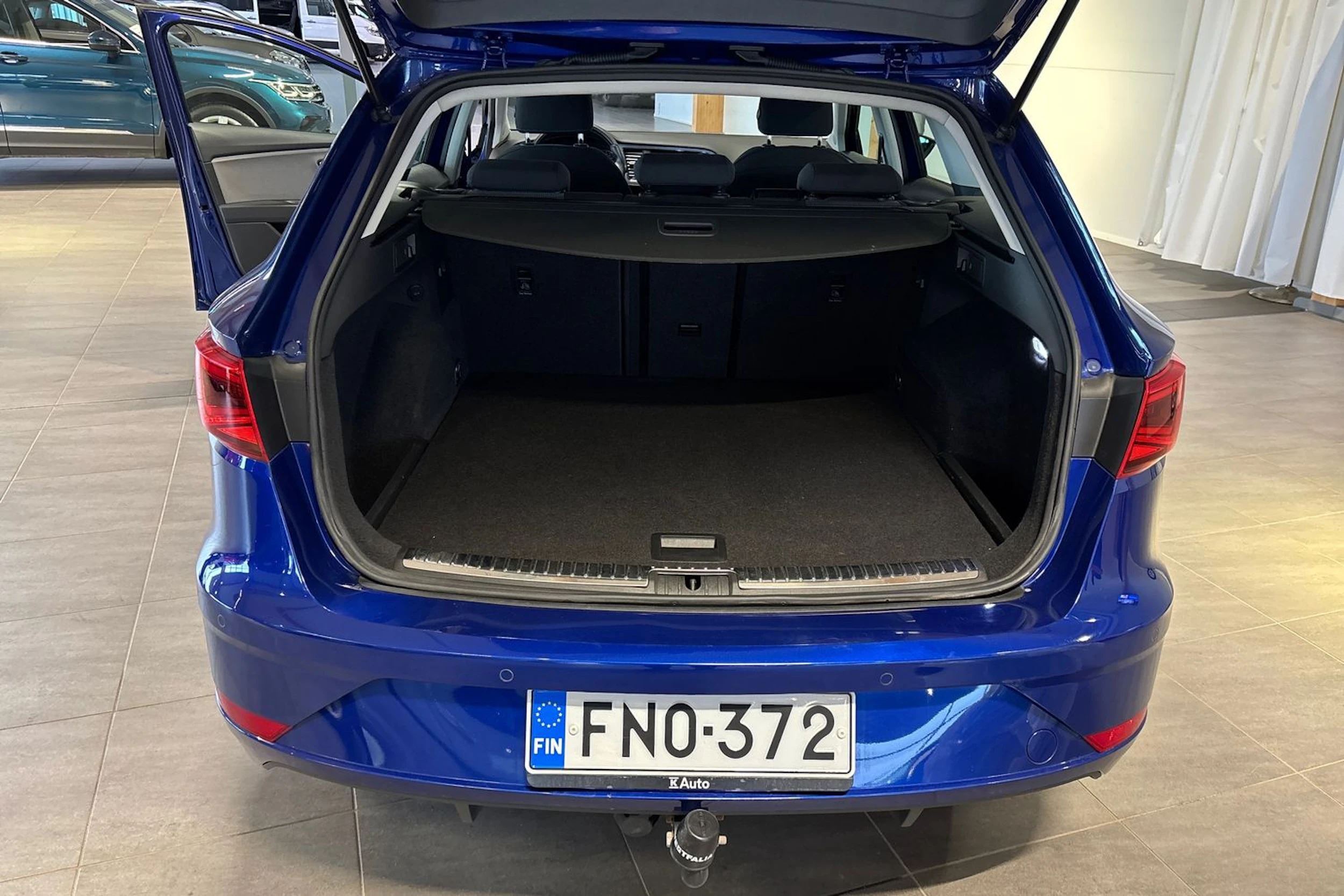 Sininen SEAT LEON ST 2019 kuva 11.