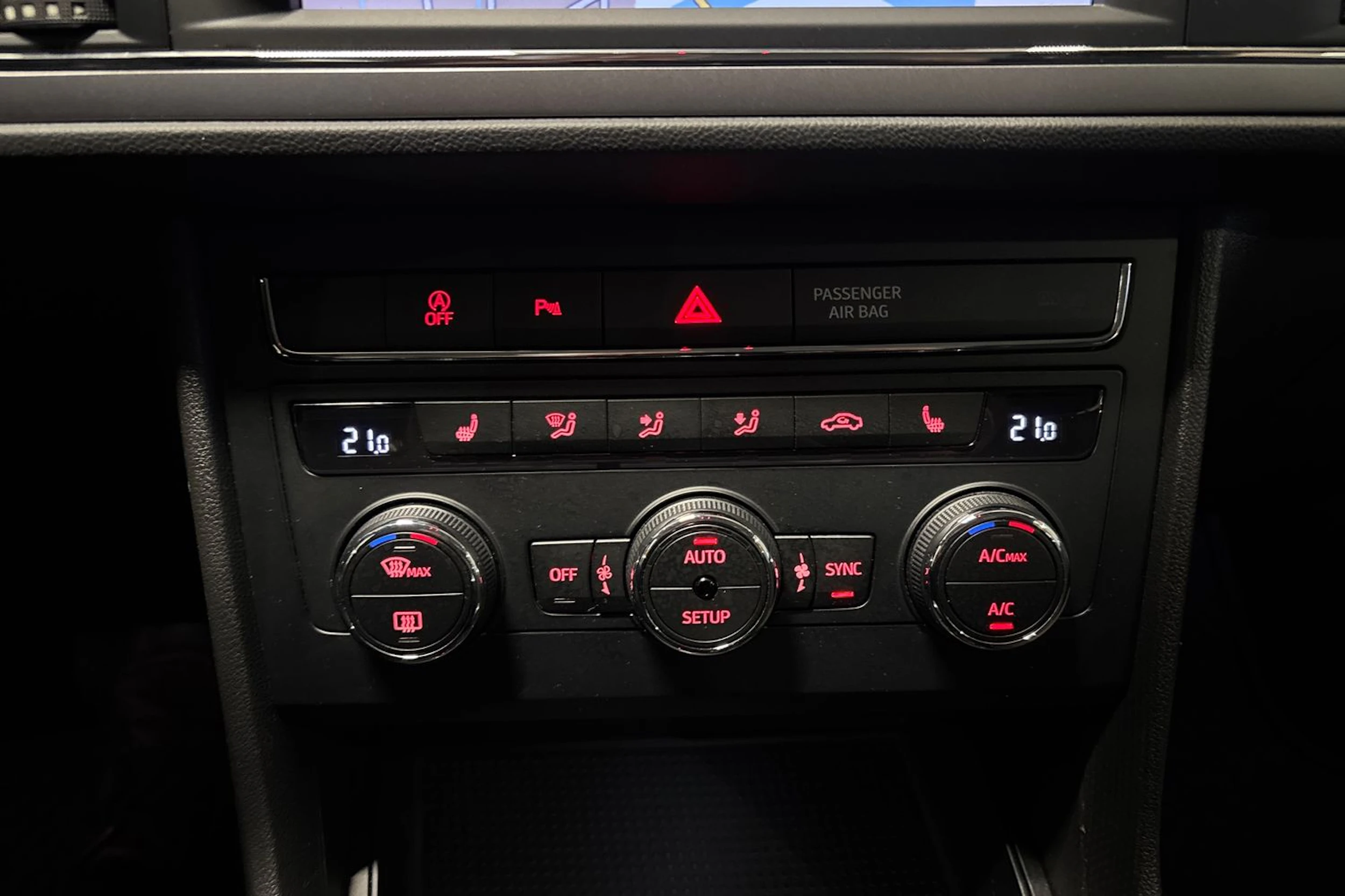 Sininen SEAT LEON ST 2019 kuva 20.