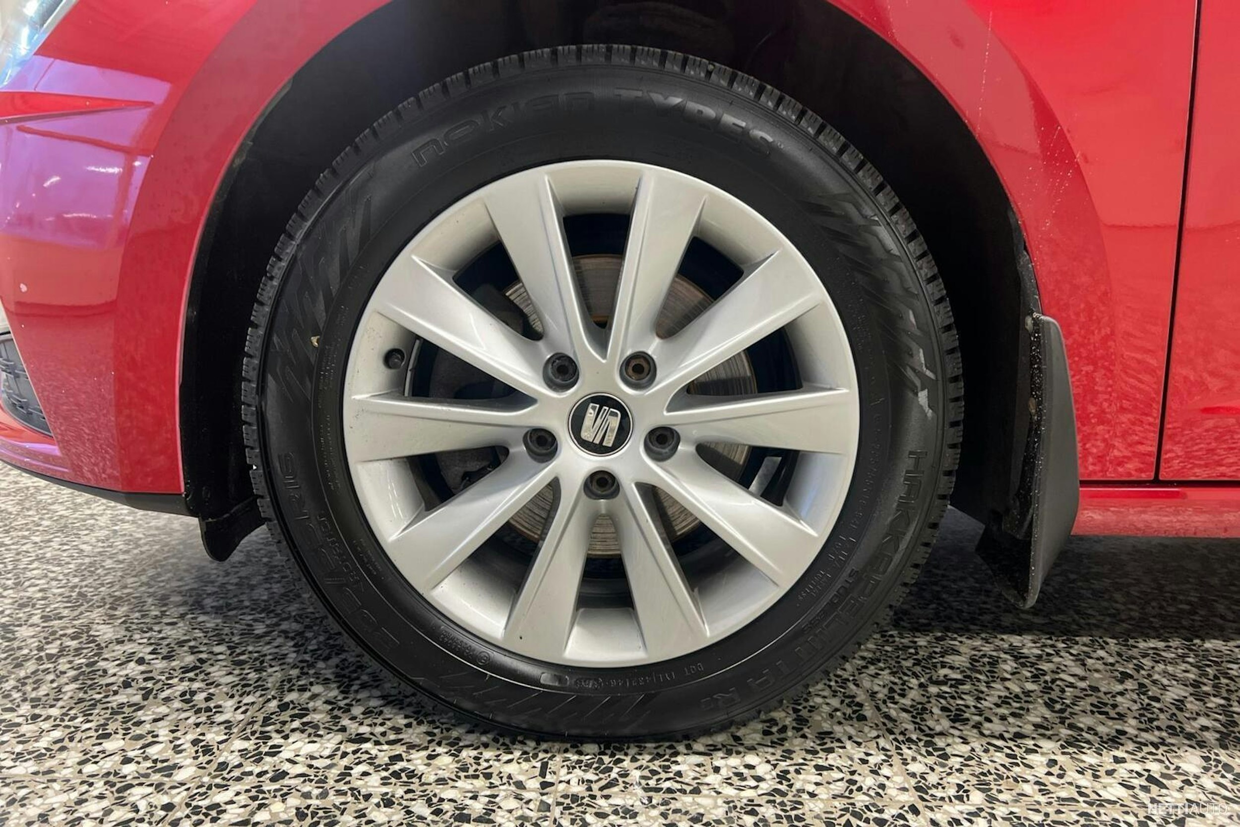 vihreä SEAT Leon ST 2019 kuva 9.