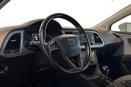 valkoinen SEAT Leon ST 2019 kuva 3.