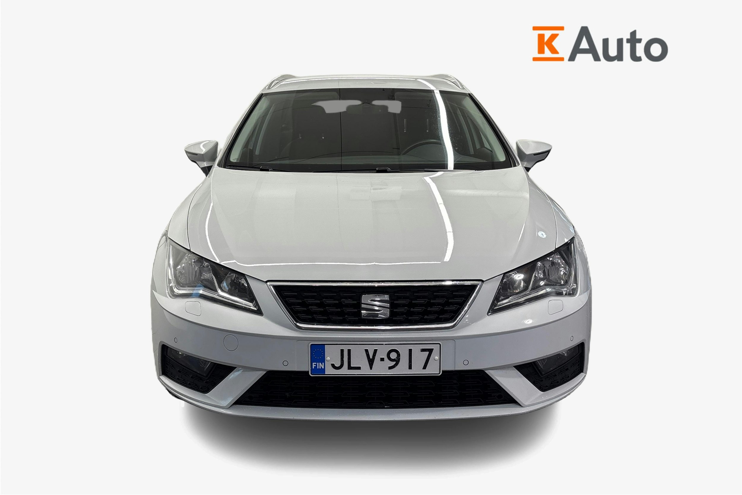 Valkoinen SEAT LEON ST 2020 kuva 4.