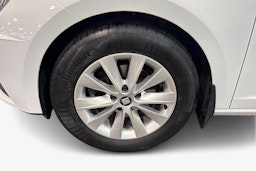 Valkoinen SEAT LEON ST 2020 kuva 9.