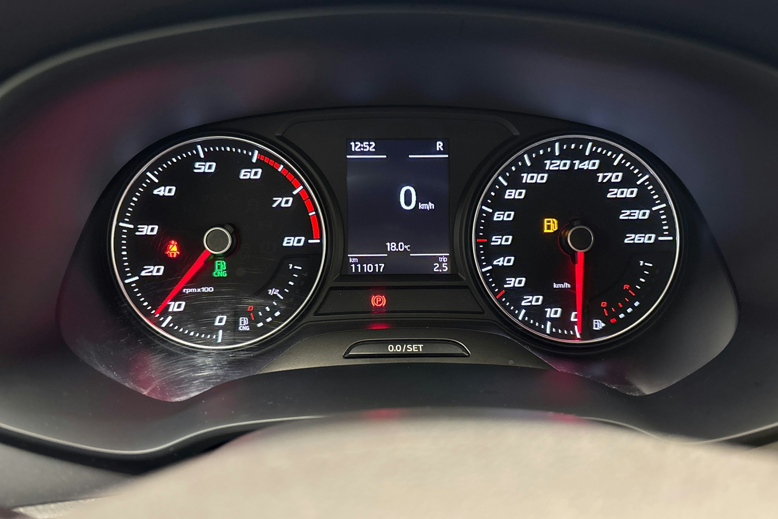 Valkoinen SEAT LEON ST 2020 kuva 18.