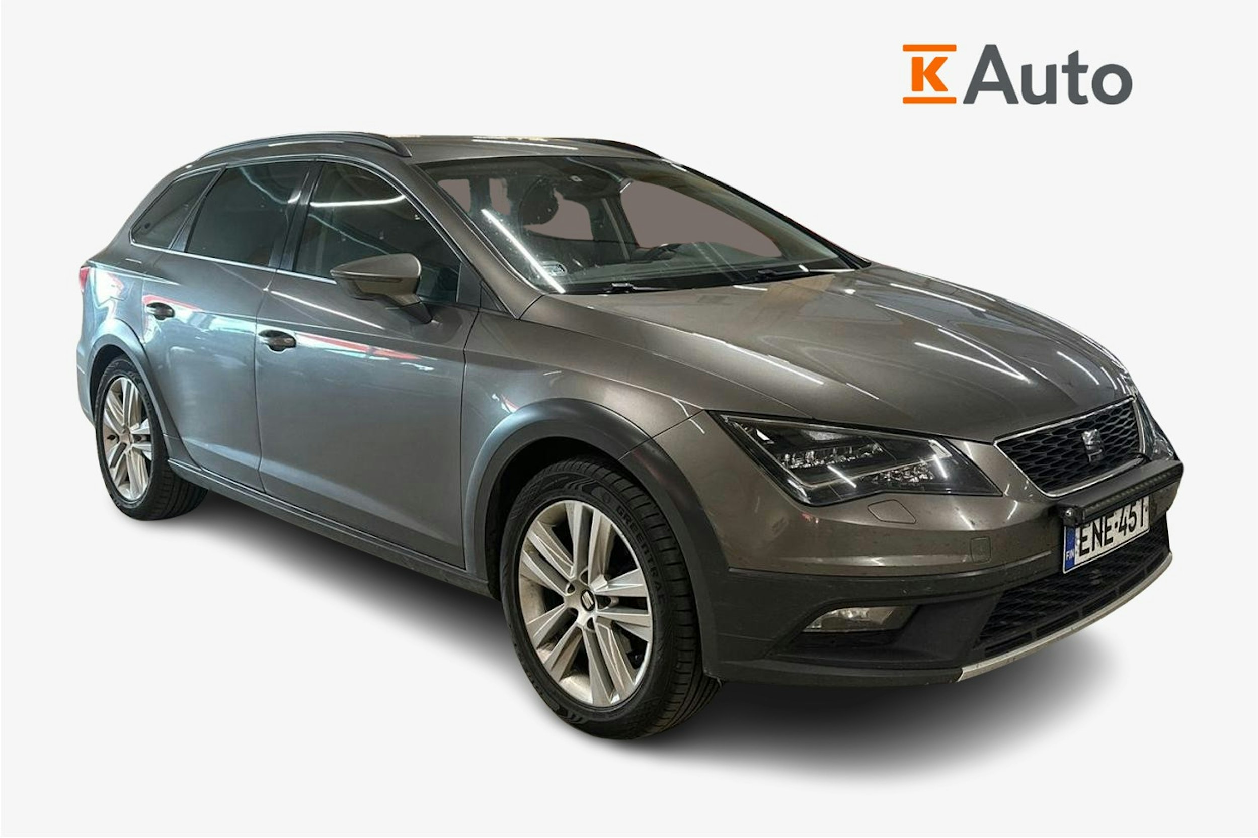 harmaa SEAT Leon X-Perience 2015 kuva 1.