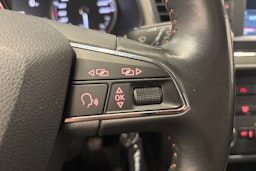 valkoinen SEAT Leon X-Perience 2015 kuva 18.