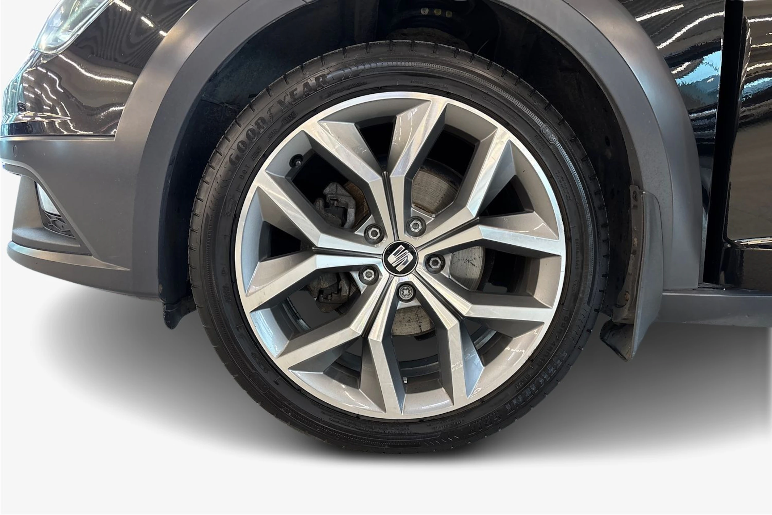 Musta SEAT LEON X-PERIENCE 2016 kuva 9.