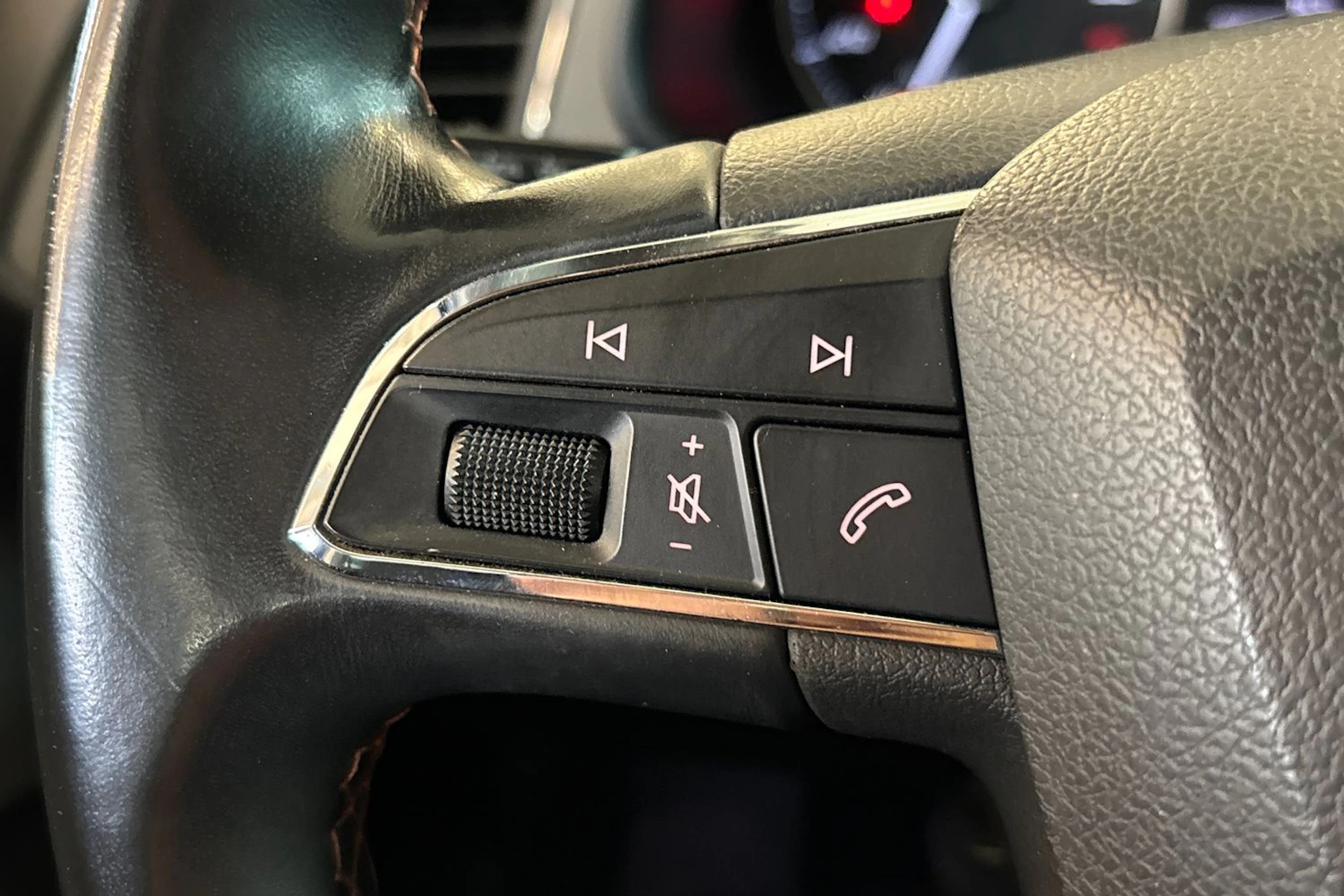 Musta SEAT LEON X-PERIENCE 2016 kuva 13.