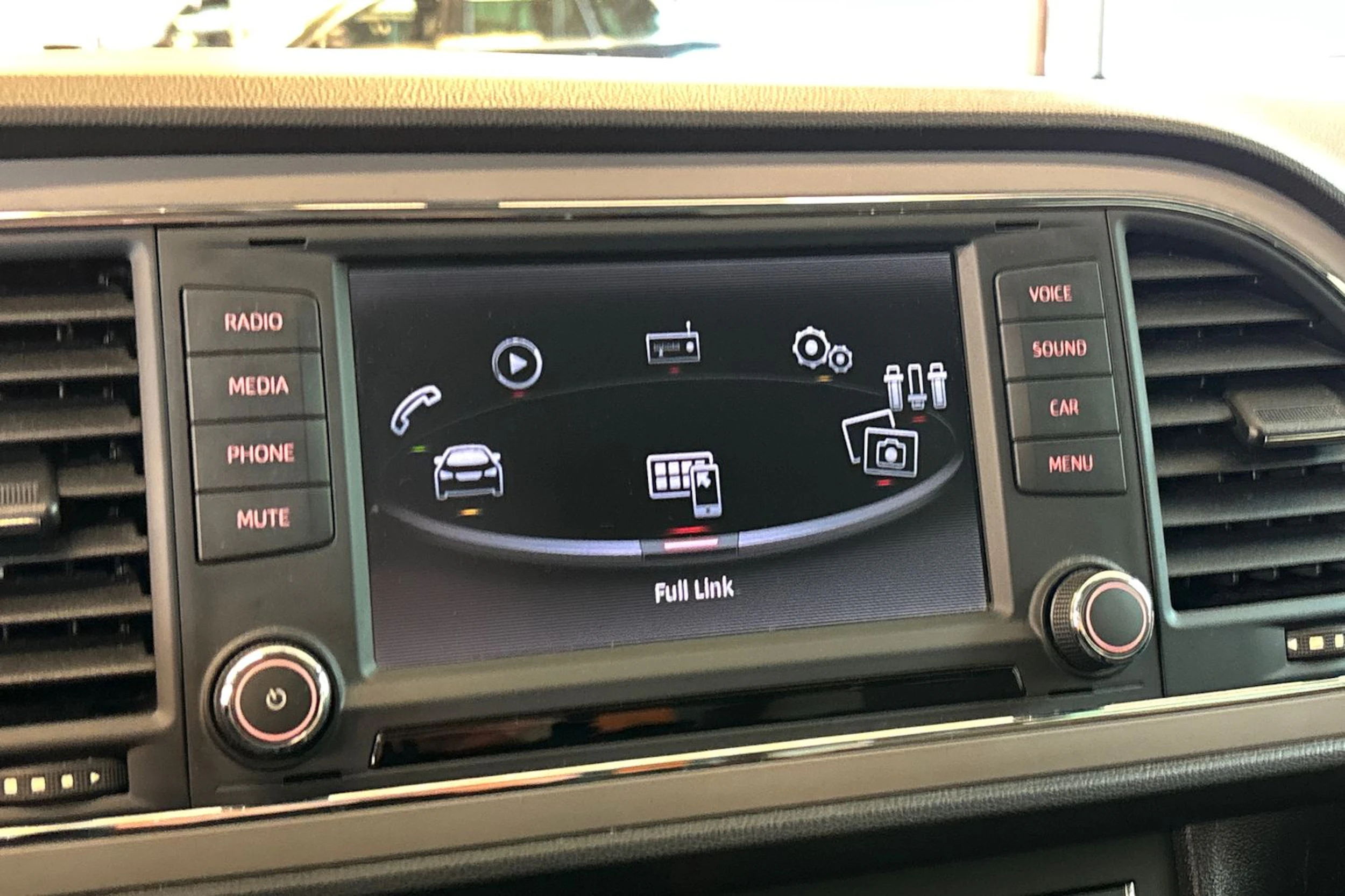 Musta SEAT LEON X-PERIENCE 2016 kuva 15.