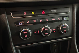Musta SEAT LEON X-PERIENCE 2016 kuva 17.