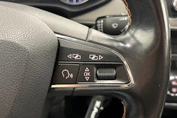 ruskea (beige) SEAT Leon X-Perience 2016 kuva 14.