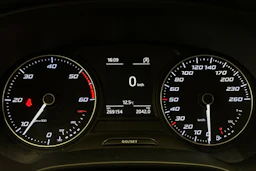 ruskea (beige) SEAT Leon X-Perience 2016 kuva 16.