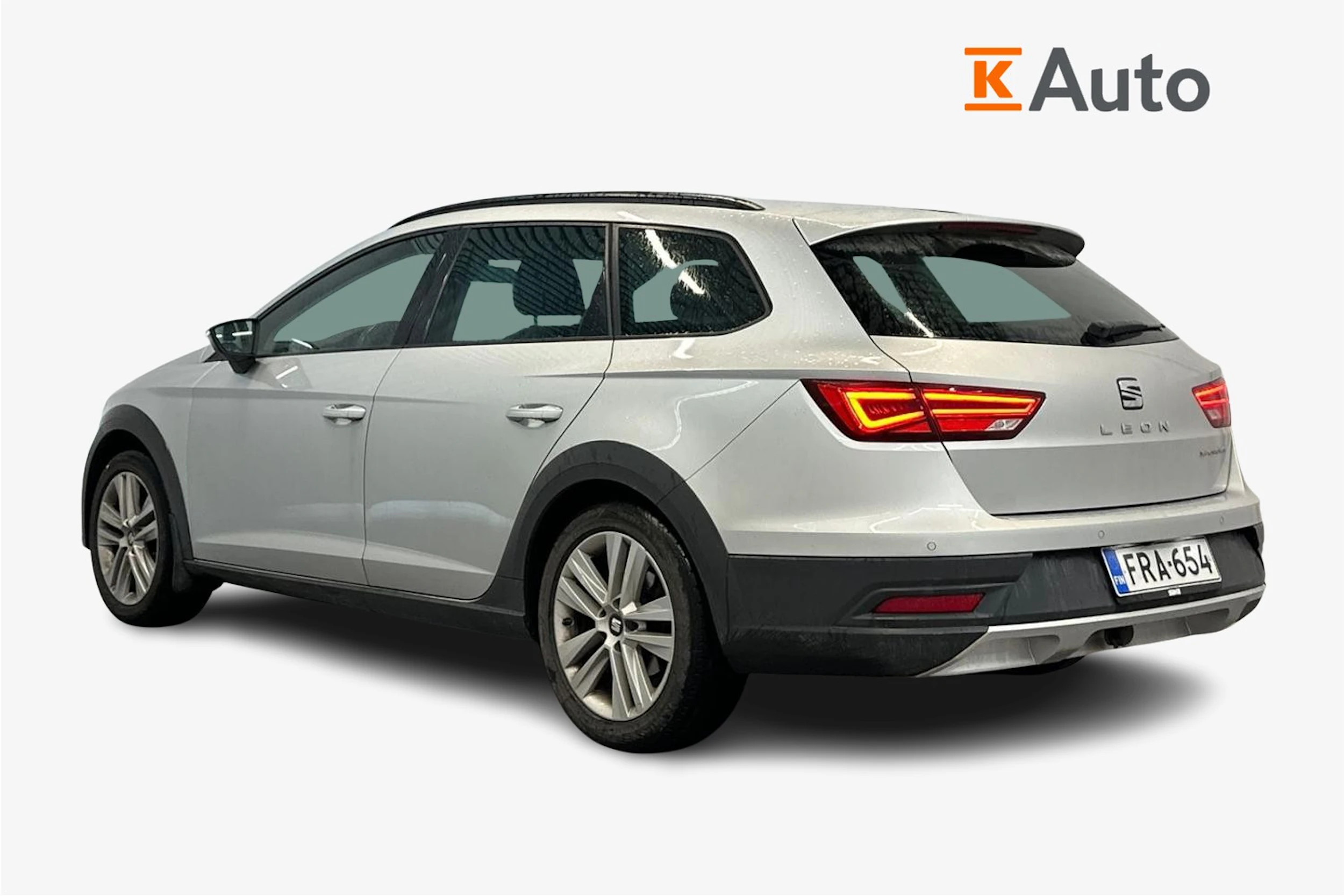 hopea SEAT Leon X-Perience 2017 kuva 2.