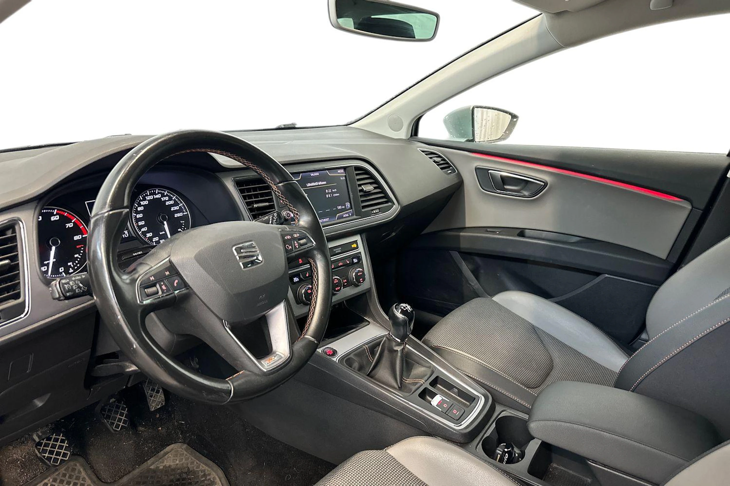 hopea SEAT Leon X-Perience 2017 kuva 3.