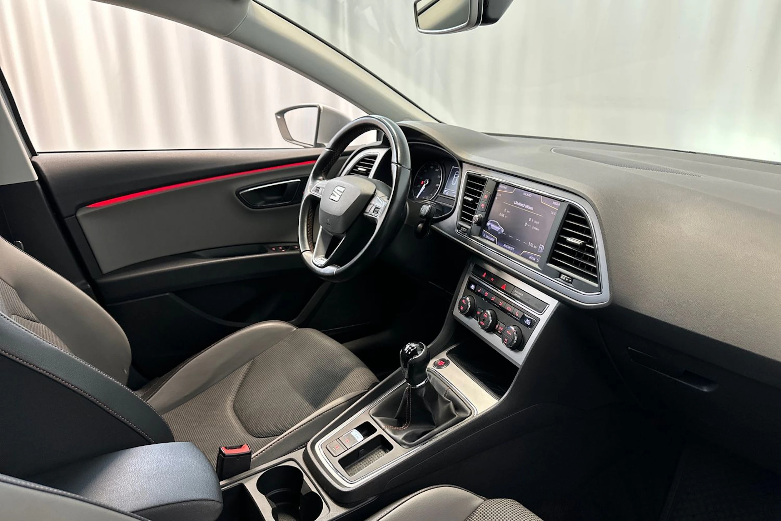 hopea SEAT Leon X-Perience 2017 kuva 12.