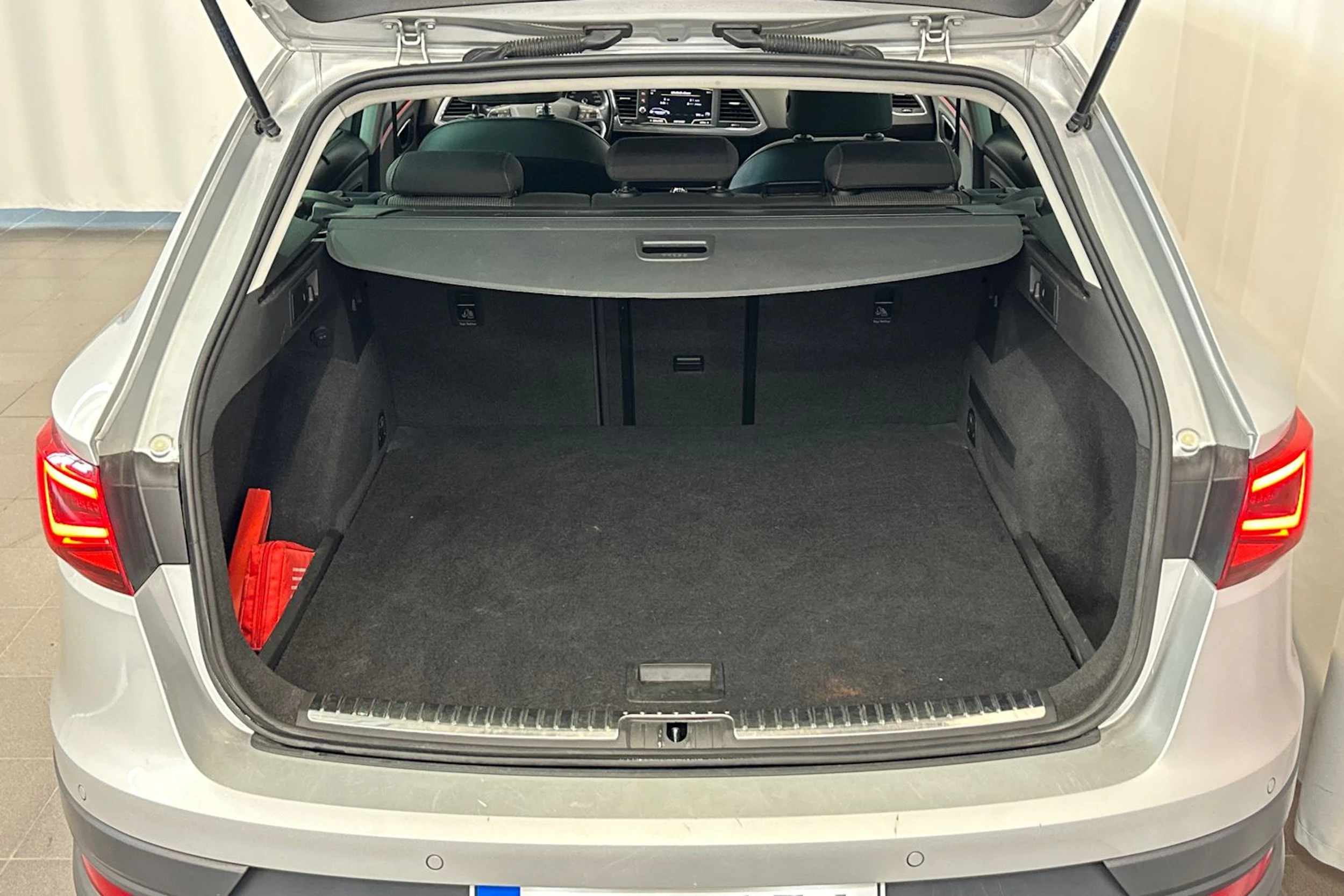 hopea SEAT Leon X-Perience 2017 kuva 13.