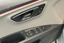 hopea SEAT Leon X-Perience 2017 kuva 14.